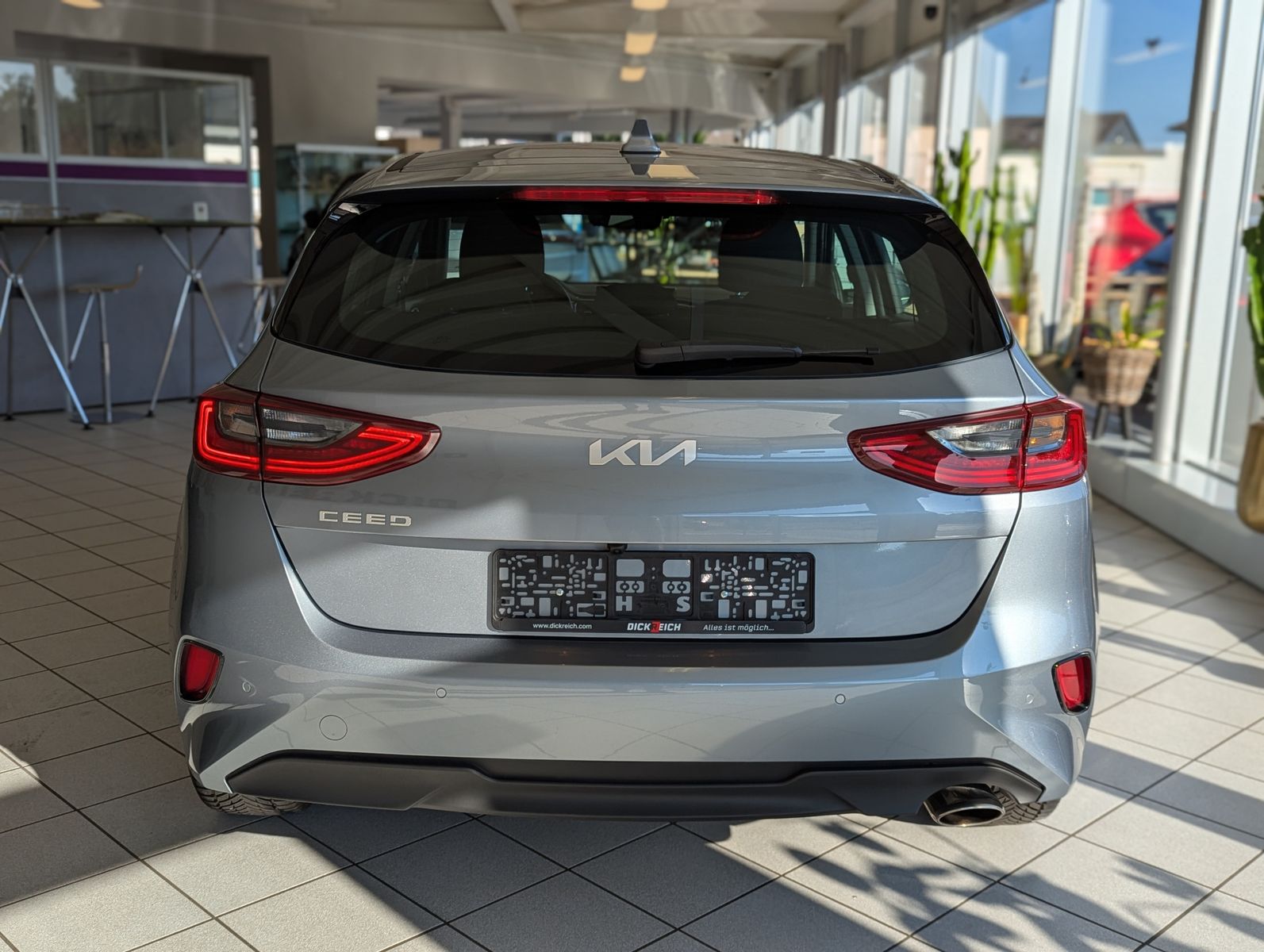 Fahrzeugabbildung Kia cee'd / Ceed 1.5 Spirit Limo JBL ACC Kamera 7J-G