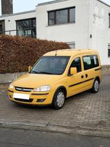 Opel Combo 1,6 - 8 Fach bereift - gebrauchte Opel Combo aus dem Jahr 2005