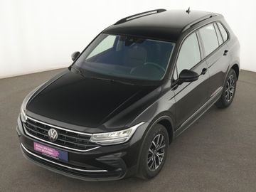 Volkswagen Tiguan - 10