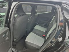 Fahrzeugabbildung Clio V Evolution 1.6 E-TECH Hybrid 145 EU6e Rück