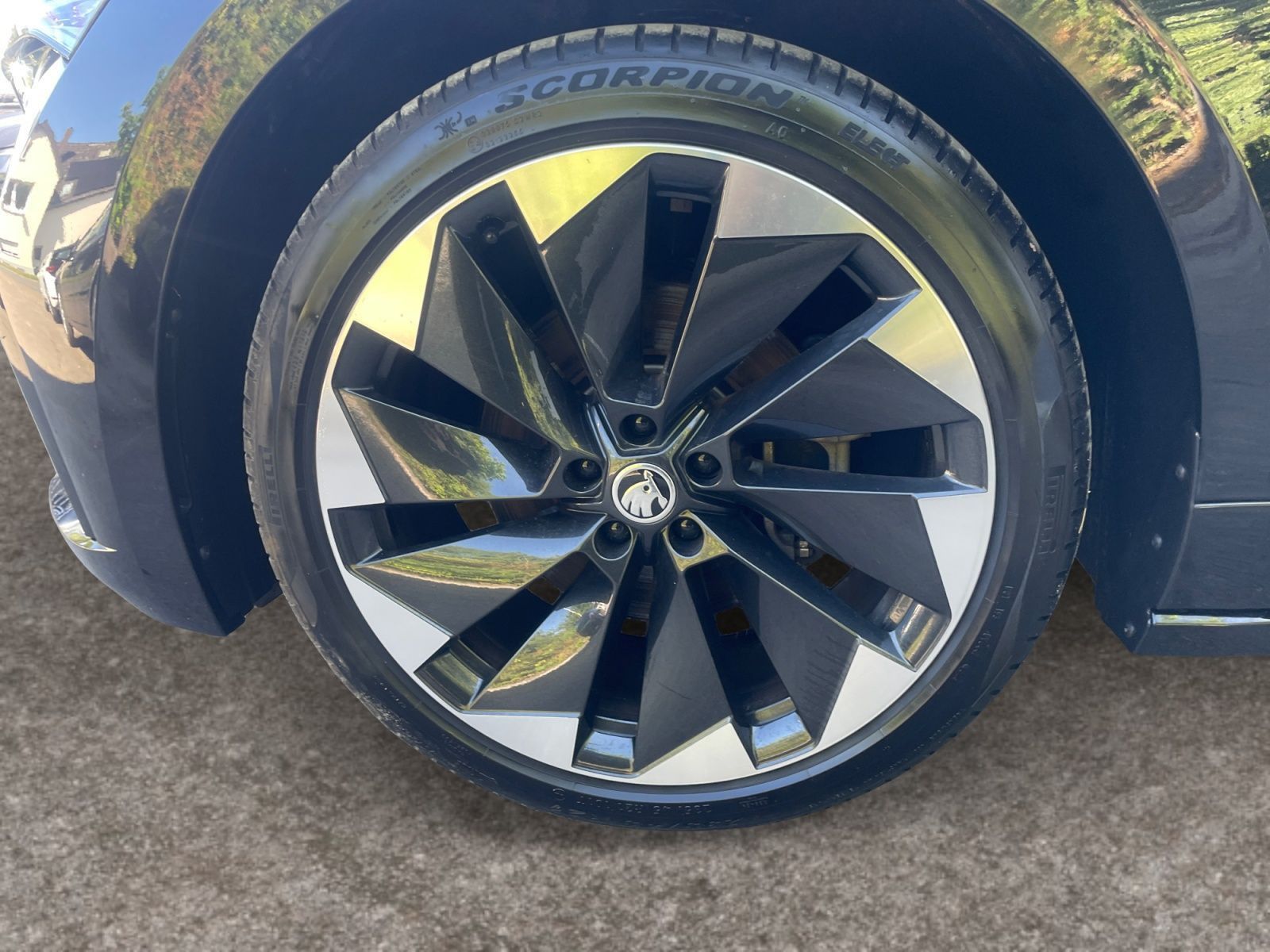 Skoda Enyaq - Bild 14
