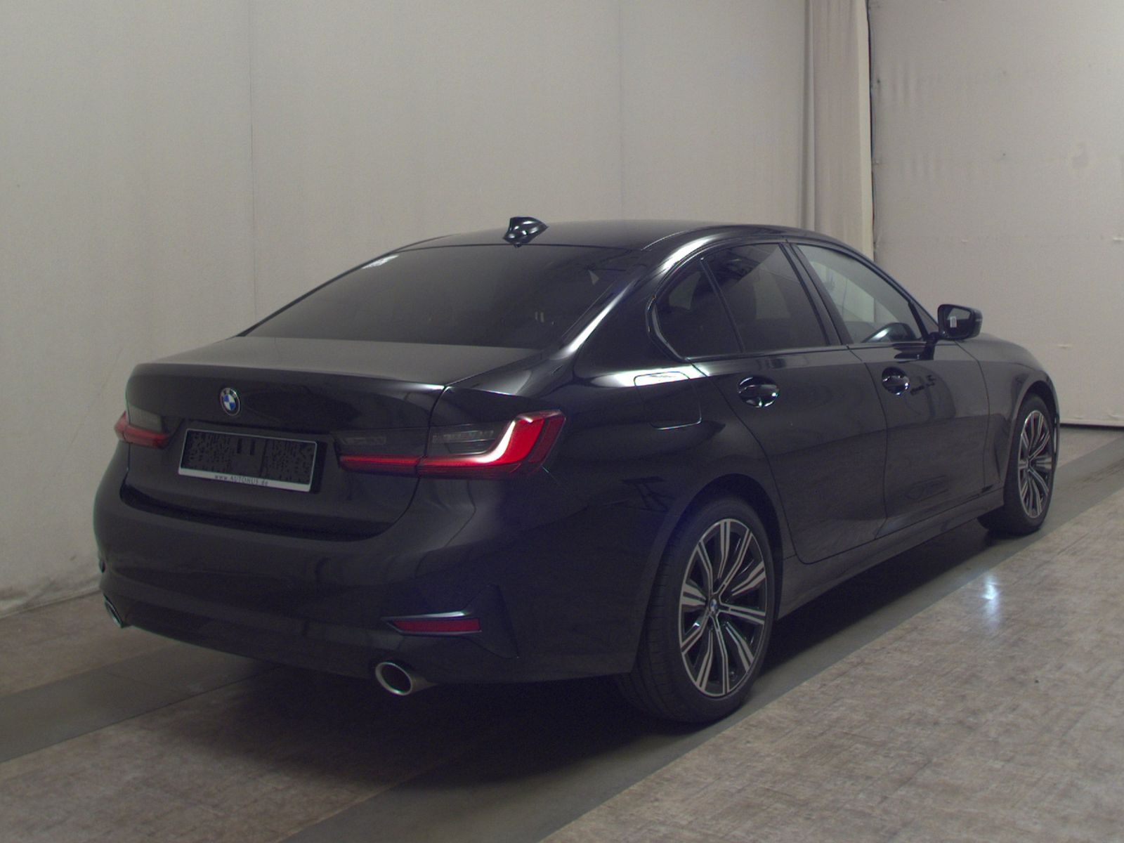 BMW 320dA xDr Sport-Line LEDER NAVI LC PRO LED PDC foto 4