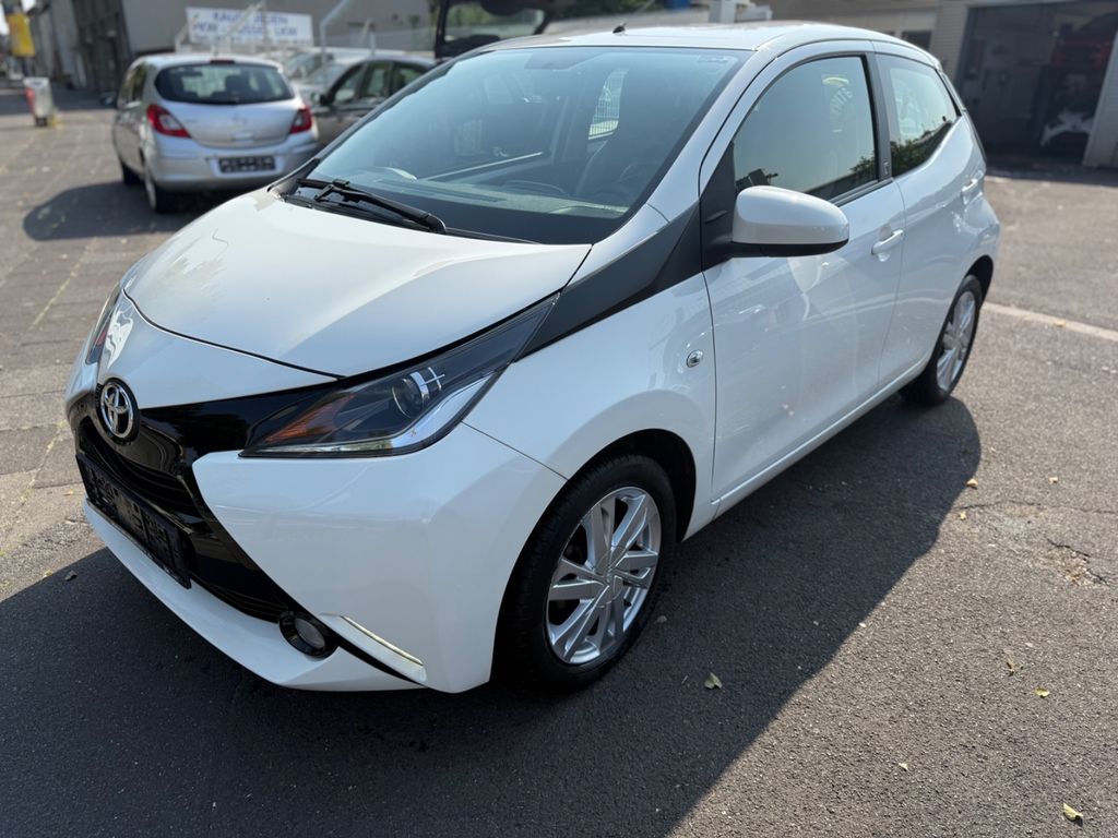 Image of Toyota Aygo (X)