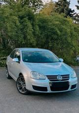 Volkswagen Jetta 1.6  102PS (Golf) - gebrauchte VW Jetta aus dem Jahr 2005