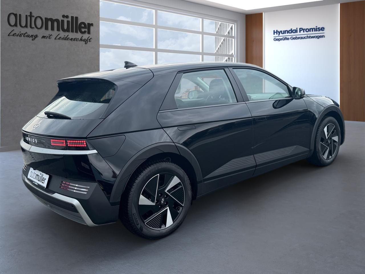 Fahrzeugabbildung Hyundai IONIQ 5 84kWh DYNAMIQ EL.HECK*LED*WINTER*NAV*CAR