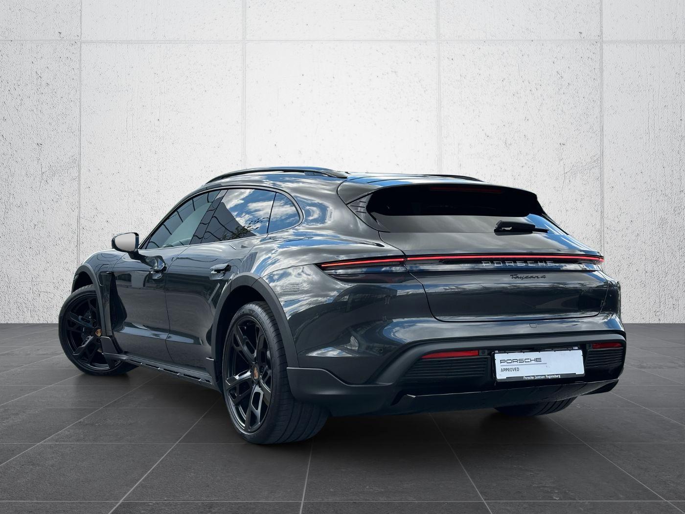 Porsche Taycan 4 Cross Turismo Head-up-Dispaly BOSE