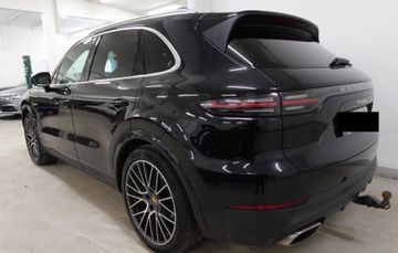 Porsche Cayenne - 3