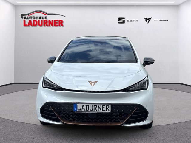 Born 60kW/h *Panorama+Navi+HeadUp+360 Kamera+ACC
