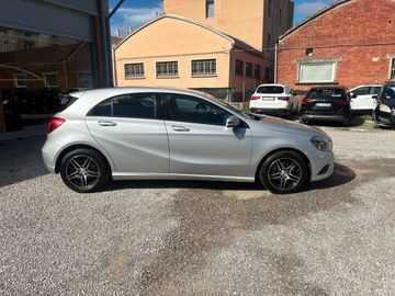 Mercedes A 180 - 4