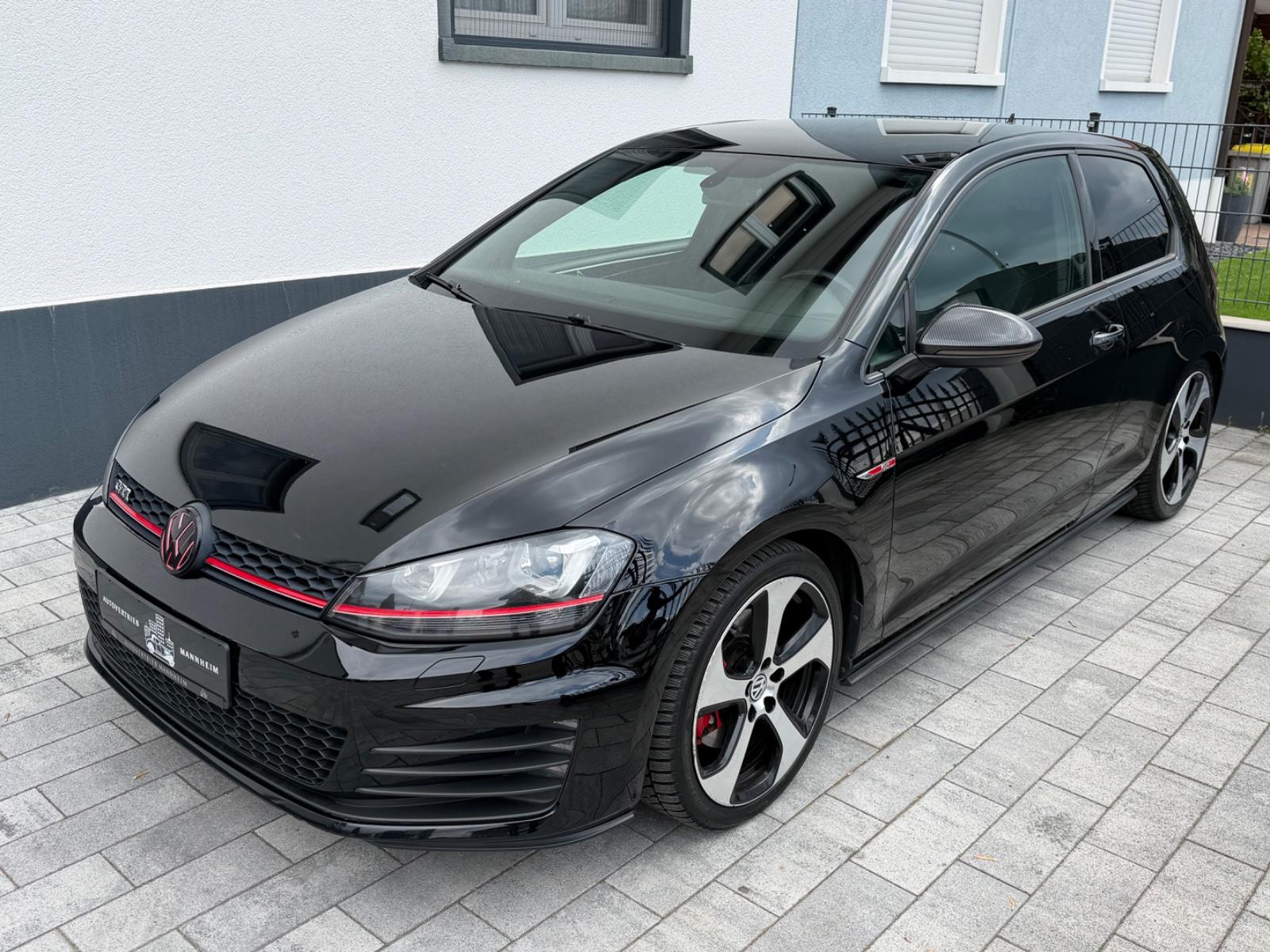 Volkswagen Golf VII GTI BMT /STANDHEIZUNG/BiXENON/CARPLAY