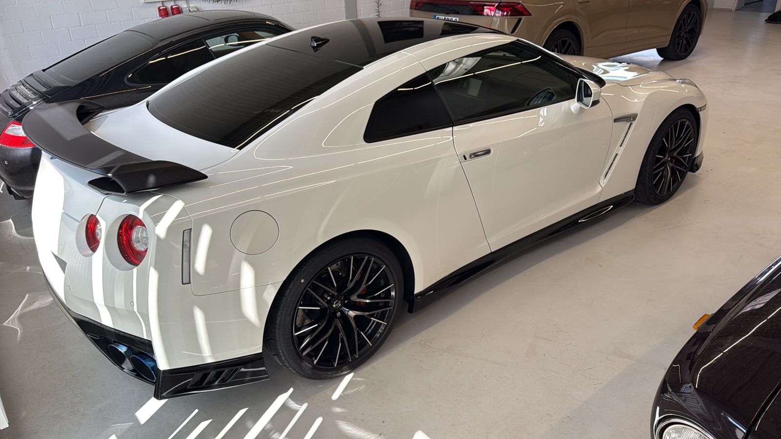 Nissan GT-R GT-R Black Edition, FULL, Carbon imagem 2