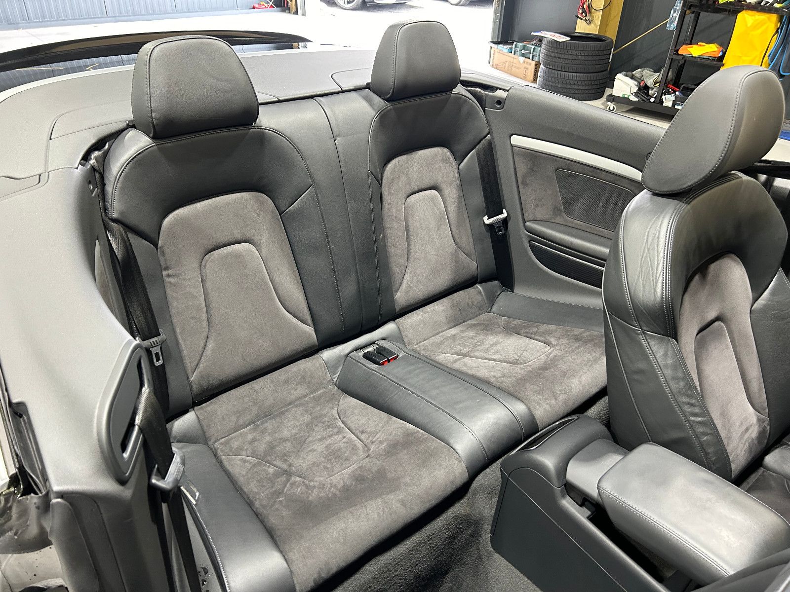 Fahrzeugabbildung Audi A5 Cabriolet 2.0 TDI  quattro/NAVI/PDC/SHZ/KLIMA