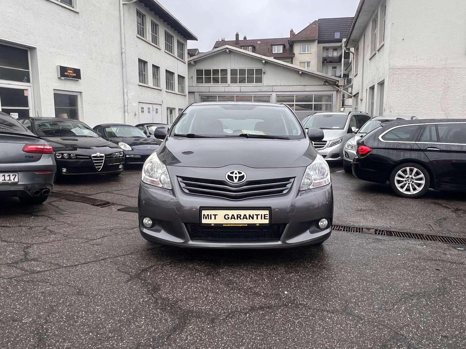 Toyota Verso Edition