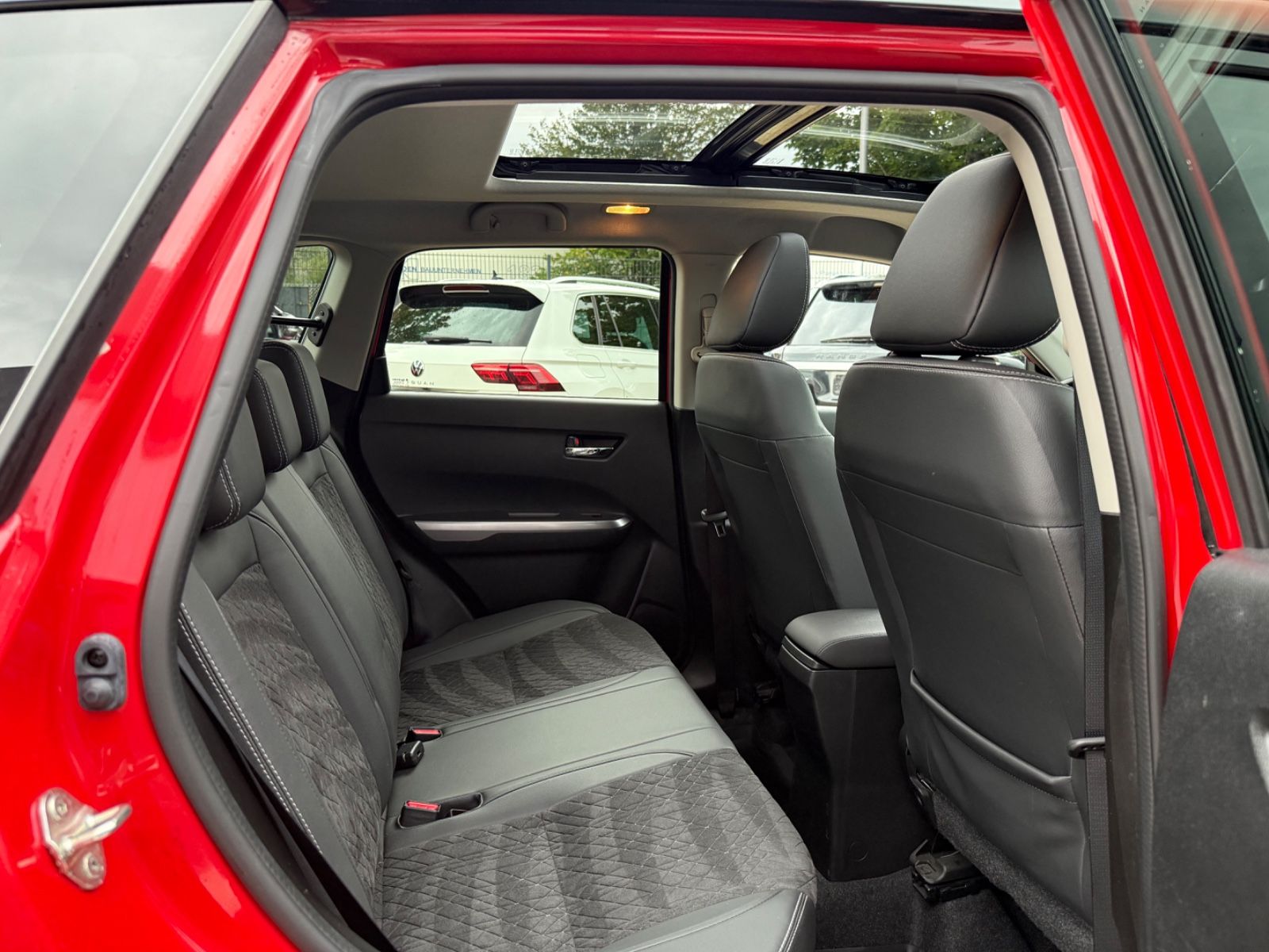 SUZUKI Vitara Vitara 1.4 S 4x4*Automatik*Kamera*Panorama*AHK*, Ansicht 18