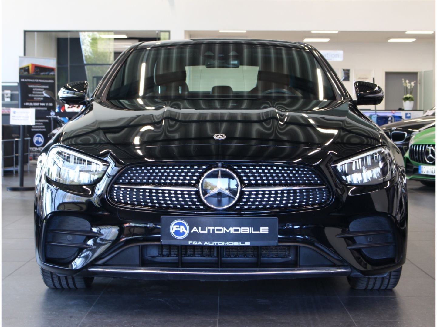 Fahrzeugabbildung Mercedes-Benz E 400 d 4Matic AMG Line 4Matic Facelift 1.Hand