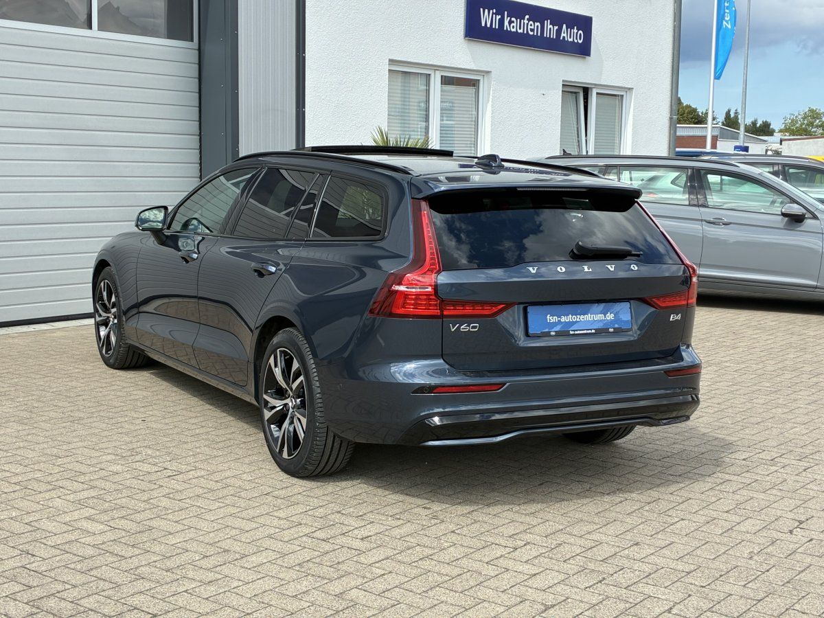 Volvo V60 B4 Plus Dark PANO HUD MEMORY foto 5