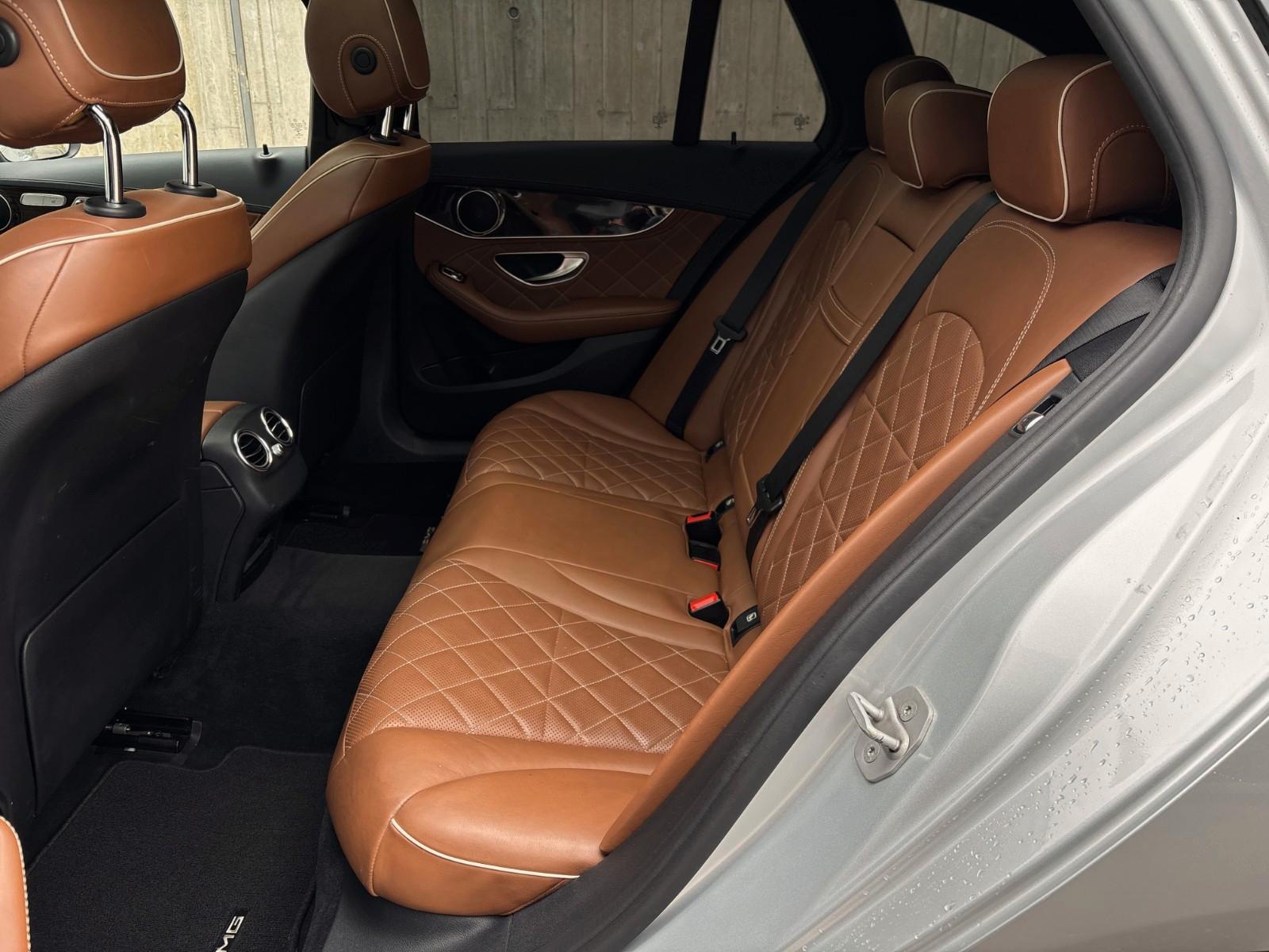 MERCEDES-BENZ C - 63 AMG S - 510 CV - BVA - CUIR MARRON