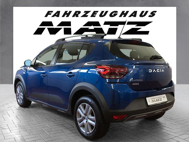 Fahrzeugabbildung Dacia Sandero Stepway TCE 90  CVT Automatik