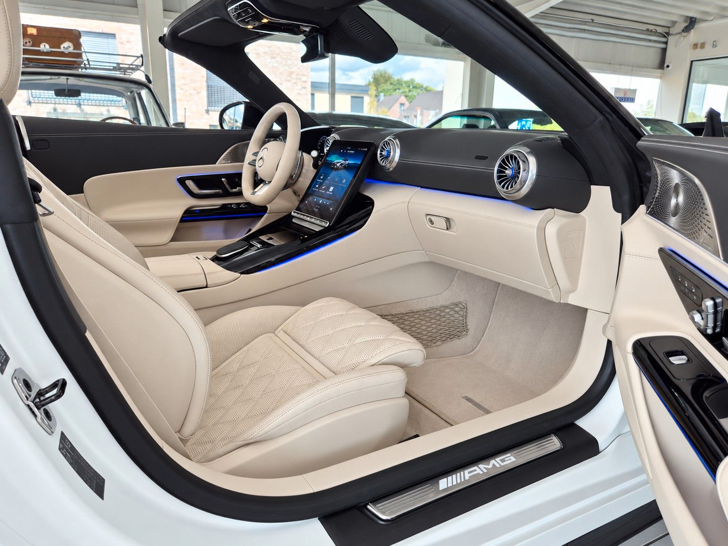 Fahrzeugabbildung Mercedes-Benz SL 55 AMG/Designo Lack+Manufaktur Interieur