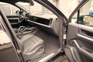 Porsche Cayenne*Luft,AHK,ACC,BOSE,Beifahrerdisplay,Pano*