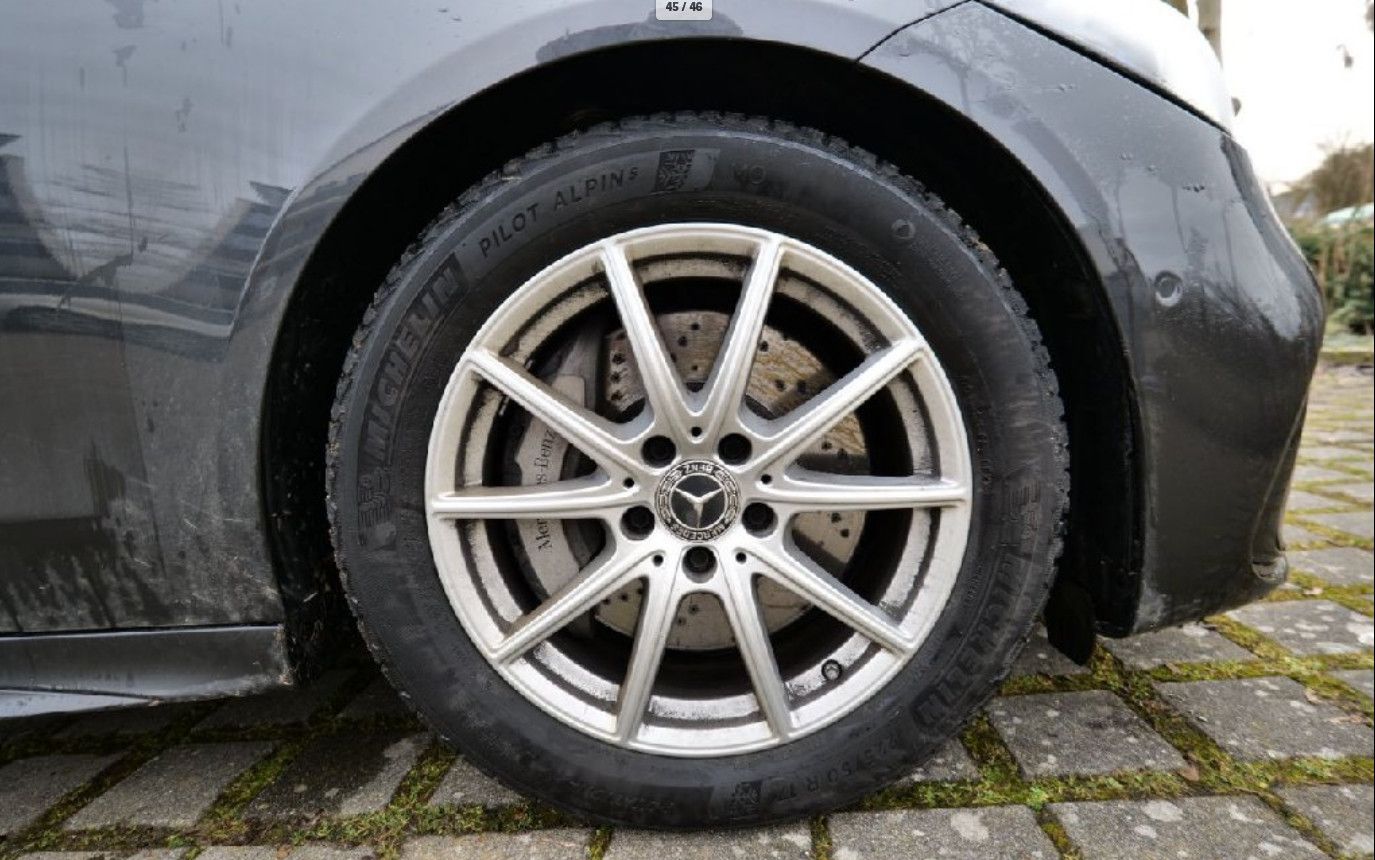 Fahrzeugabbildung Mercedes-Benz C 220d 9G AMG/LED+/BURME/MASSAGE/360°/19"LM/8Fa