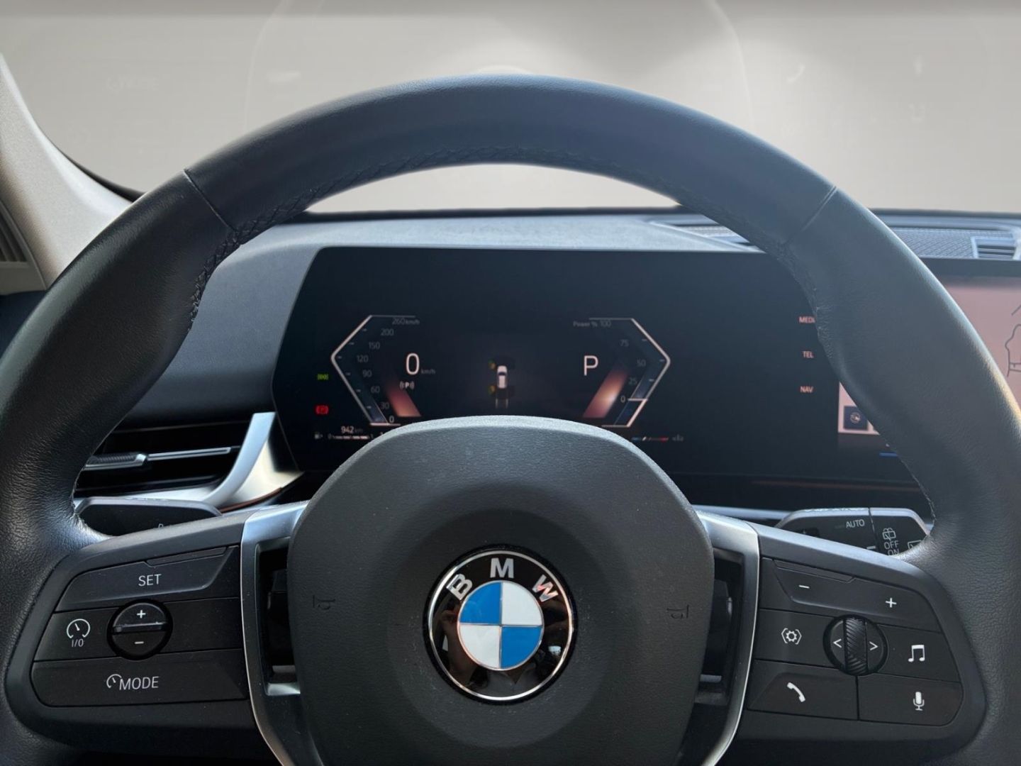 BMW X1 sDrive18d Navi LED el.Heckklappe Kamera Sitzh foto 8