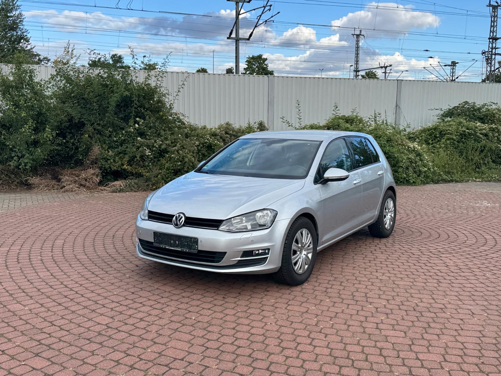 Volkswagen Golf VII Lim. Trendline BMT
