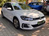 Volkswagen Golf VII 1.4 TSI GTE Navi Kam ACC SR&WR StandH - Volkswagen Golf: Sr