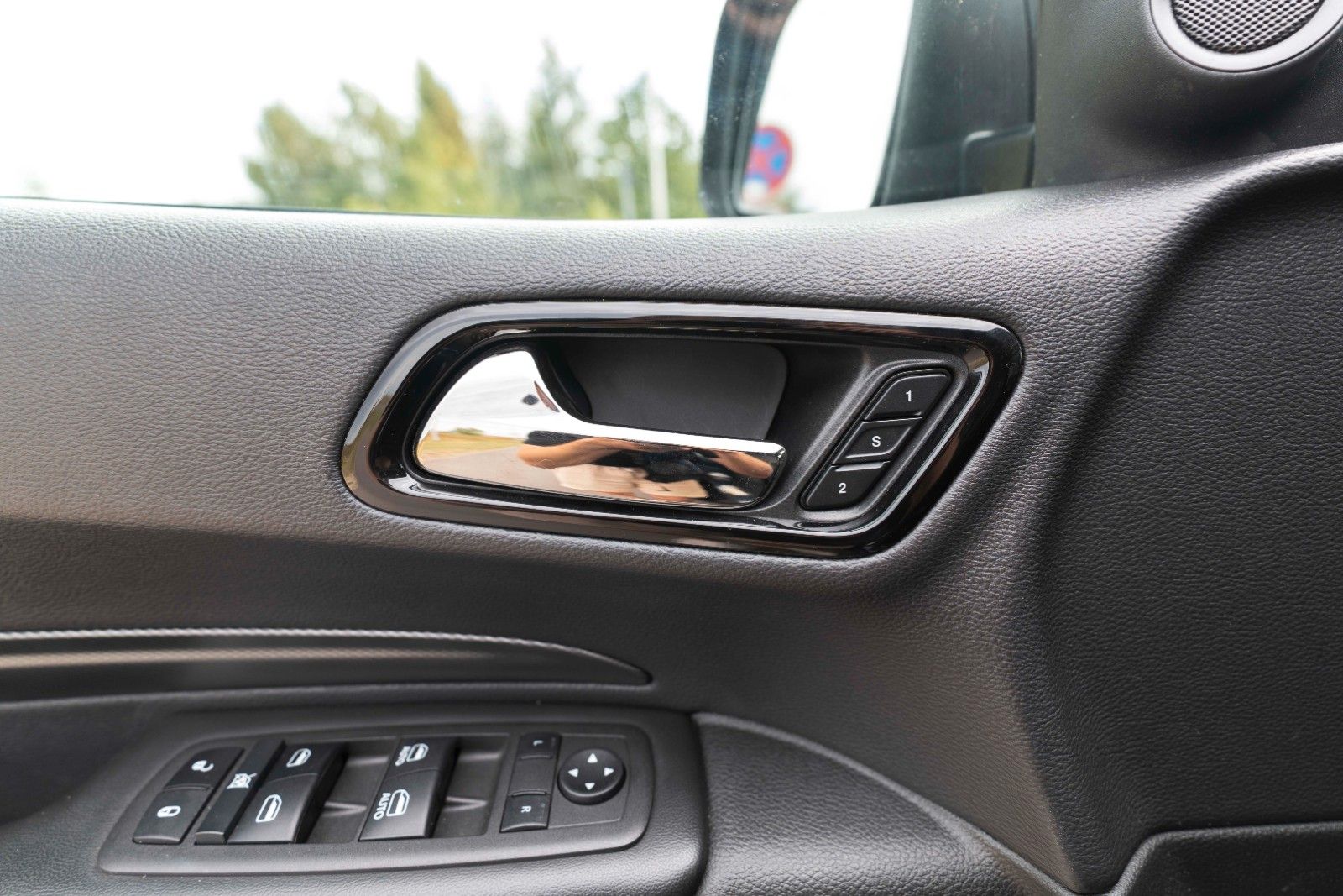 Fahrzeugabbildung Dodge Durango 5,7L SRT Package LPG H&K KAM AHK