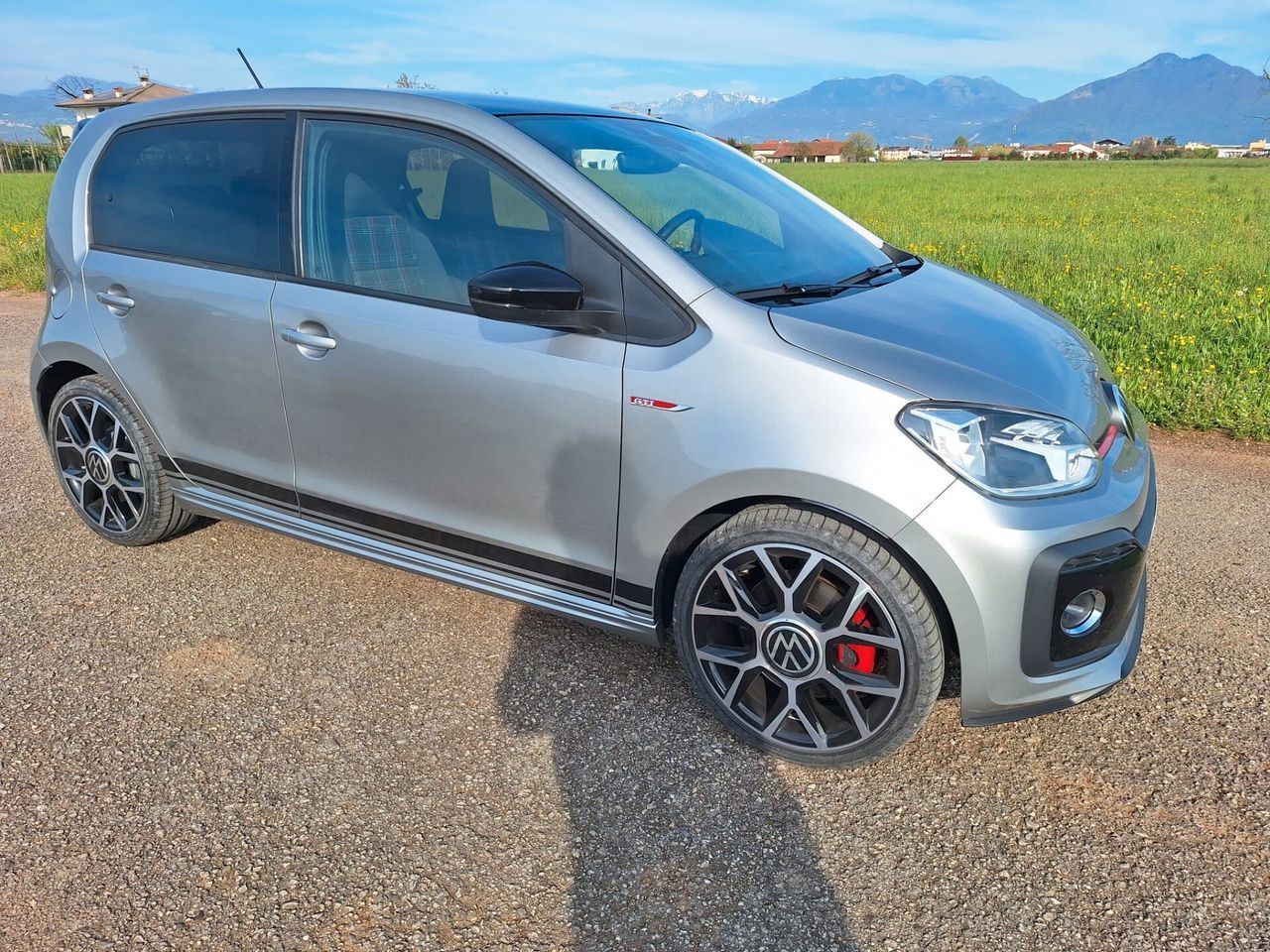 Volkswagen up! 1.0 TSI 5p. GTI km 65000 imagem 3