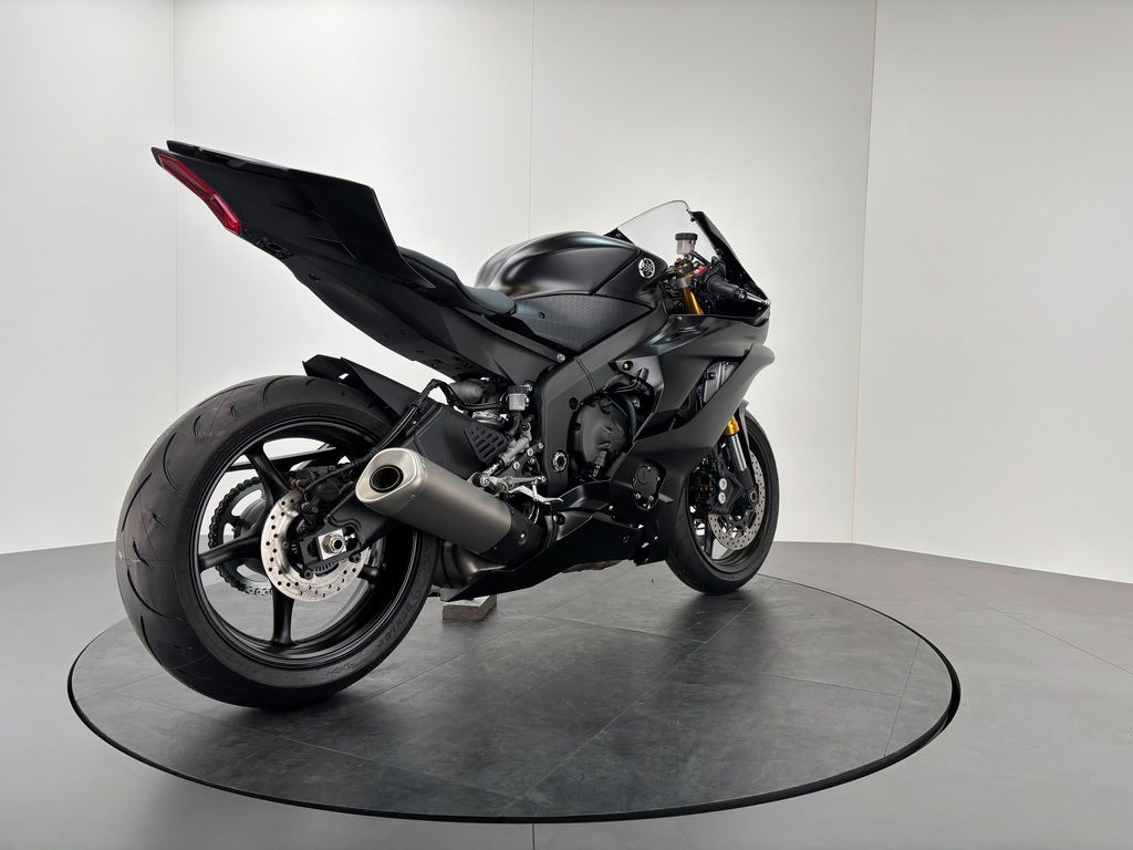 Fahrzeugabbildung Yamaha YZF R6 RACE *NEUFAHRZEUG MJ 25 *UMBAU MÖGL.