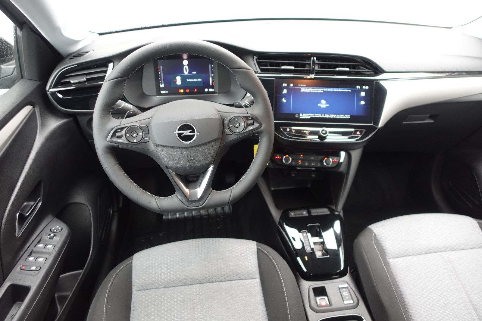 Fahrzeugabbildung Opel Corsa 1.2Turbo Automatik Allwetter,Klima,SHZ,LED
