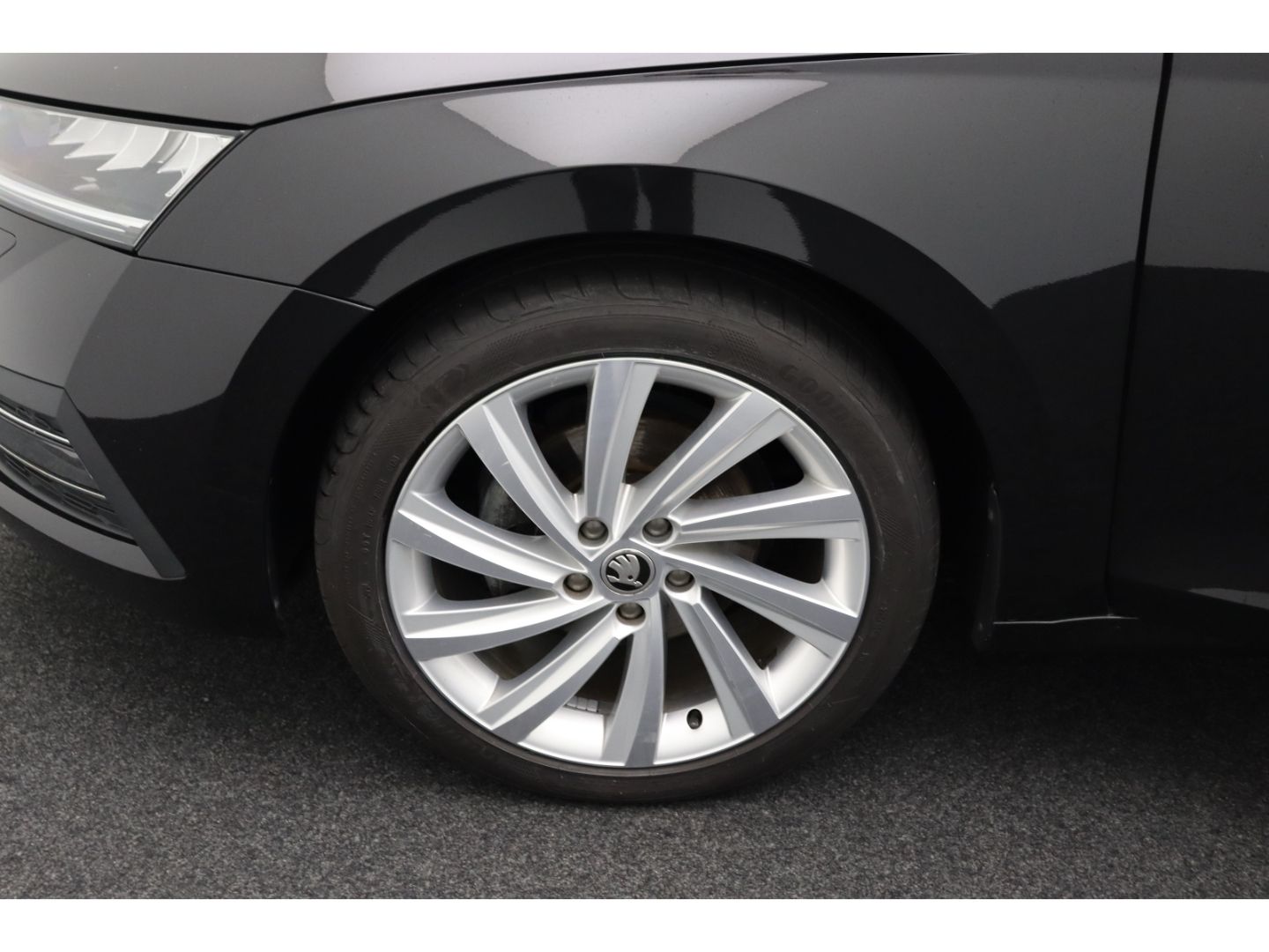 Fahrzeugabbildung SKODA Octavia Combi First Edition ACC 3-Zonen-Klimaa