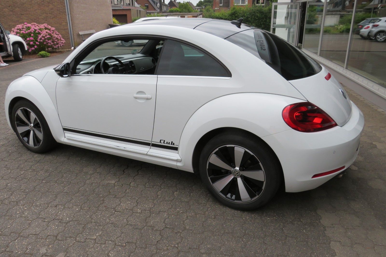 Fahrzeugabbildung Volkswagen Beetle Lim. Club XENON NAVI APP-CONNECT PDC 18`