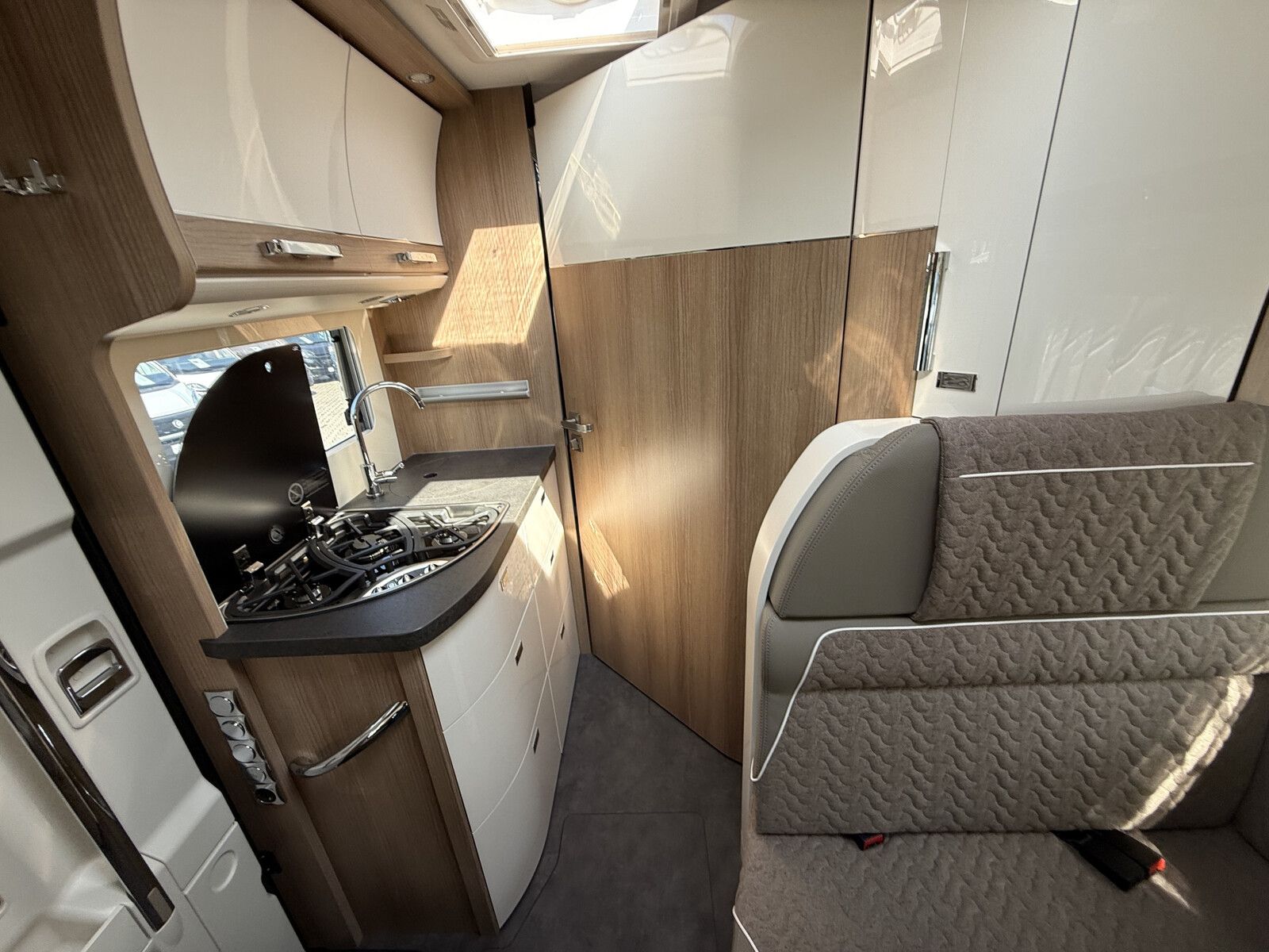 Fahrzeugabbildung Malibu I 430 KB LE comfort Dachklima geschenkt