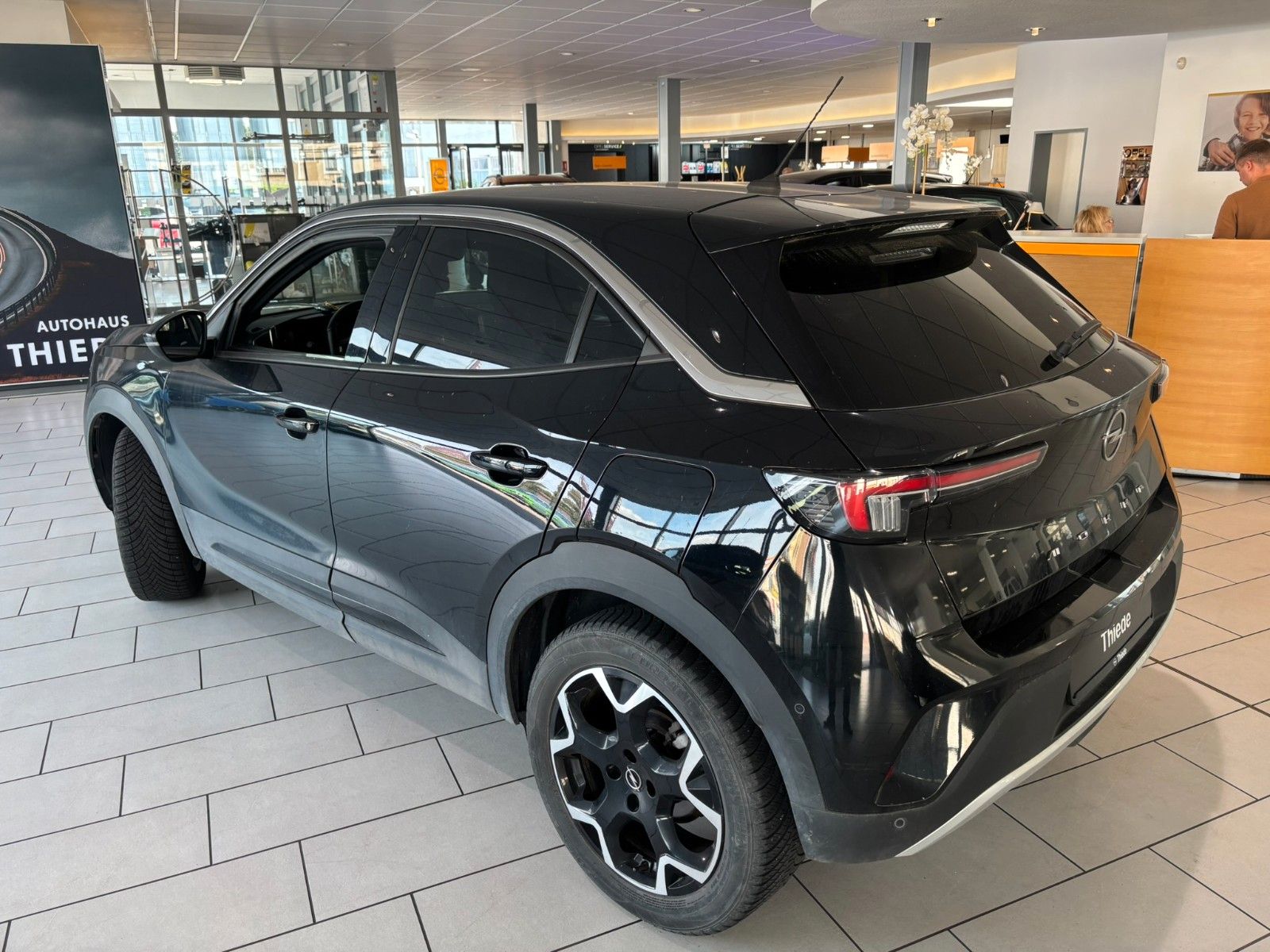 Fahrzeugabbildung Opel Mokka 1.2 Ultimate AHK/NAVI/SHZ/KAMERA/ACC/18"AL