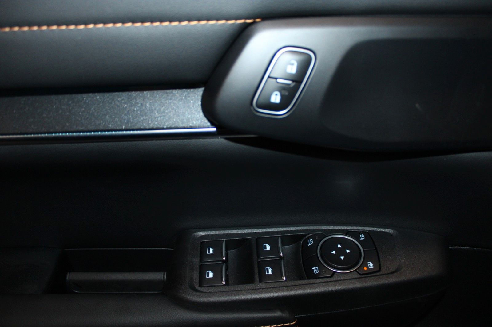 Fahrzeugabbildung Ford Ranger Wildtrak Automatik AHK LED TECHNOLOGIE P.