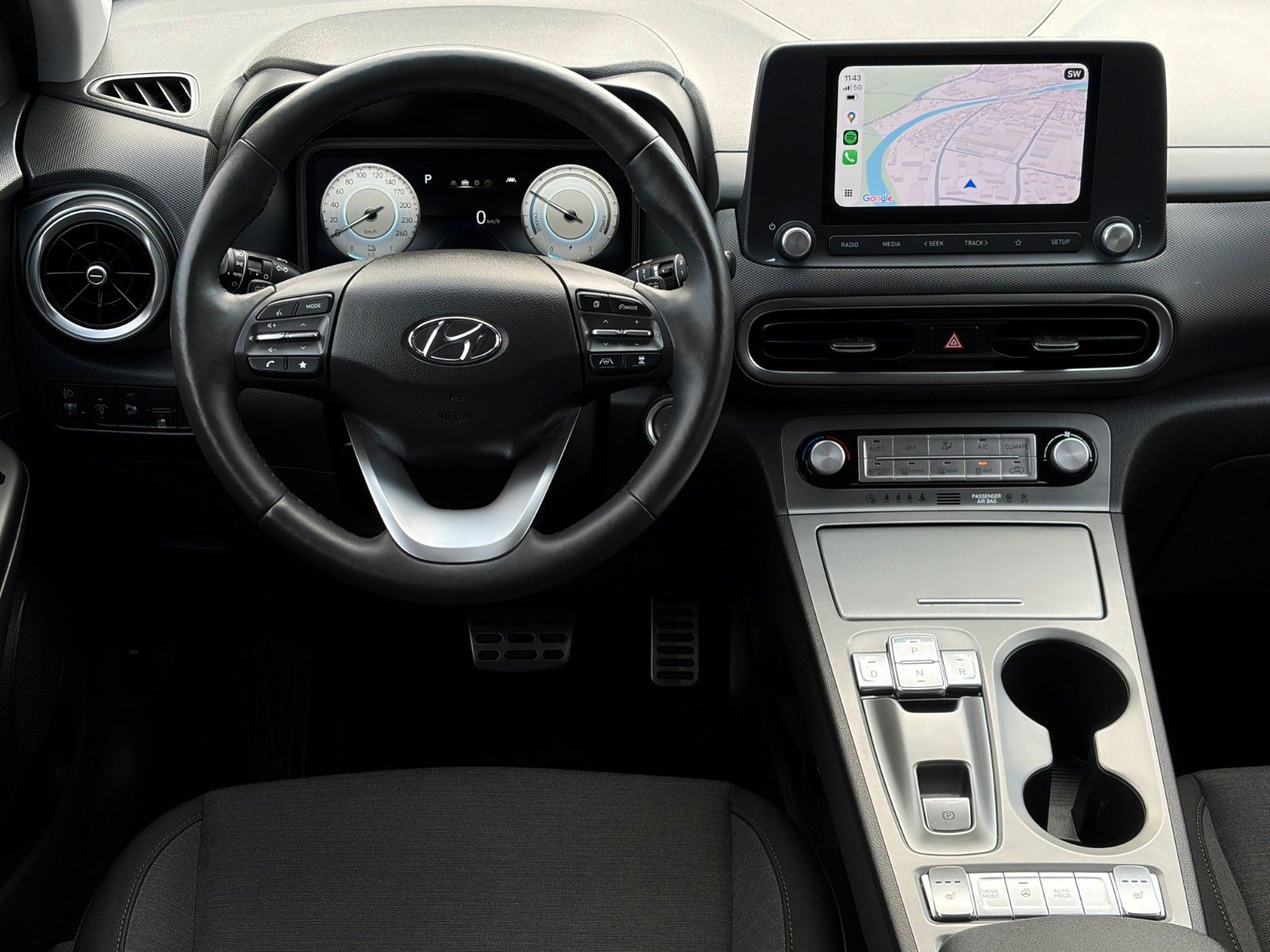 Fahrzeugabbildung Hyundai Kona Select Elektro CarPlay ACC LHZ SHZ DAB+