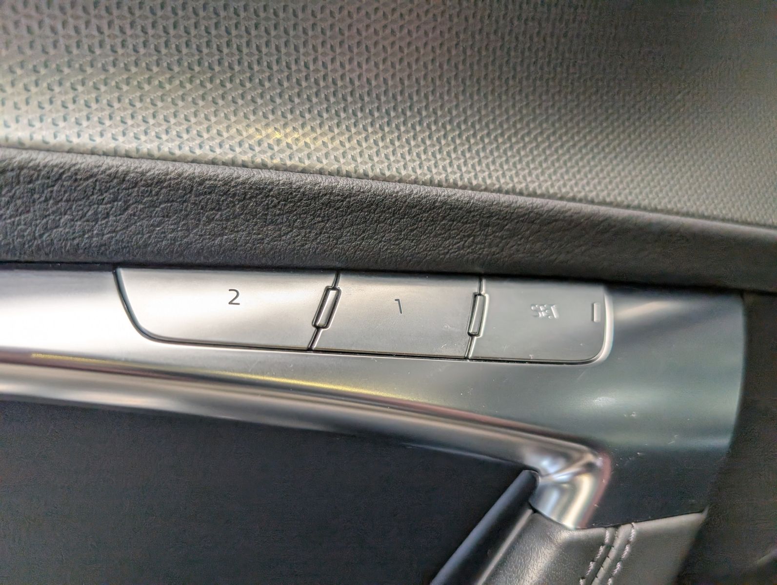 Fahrzeugabbildung Audi A6 Allroad 45 TDI Matrix HUD ACC AHK Luft 360°