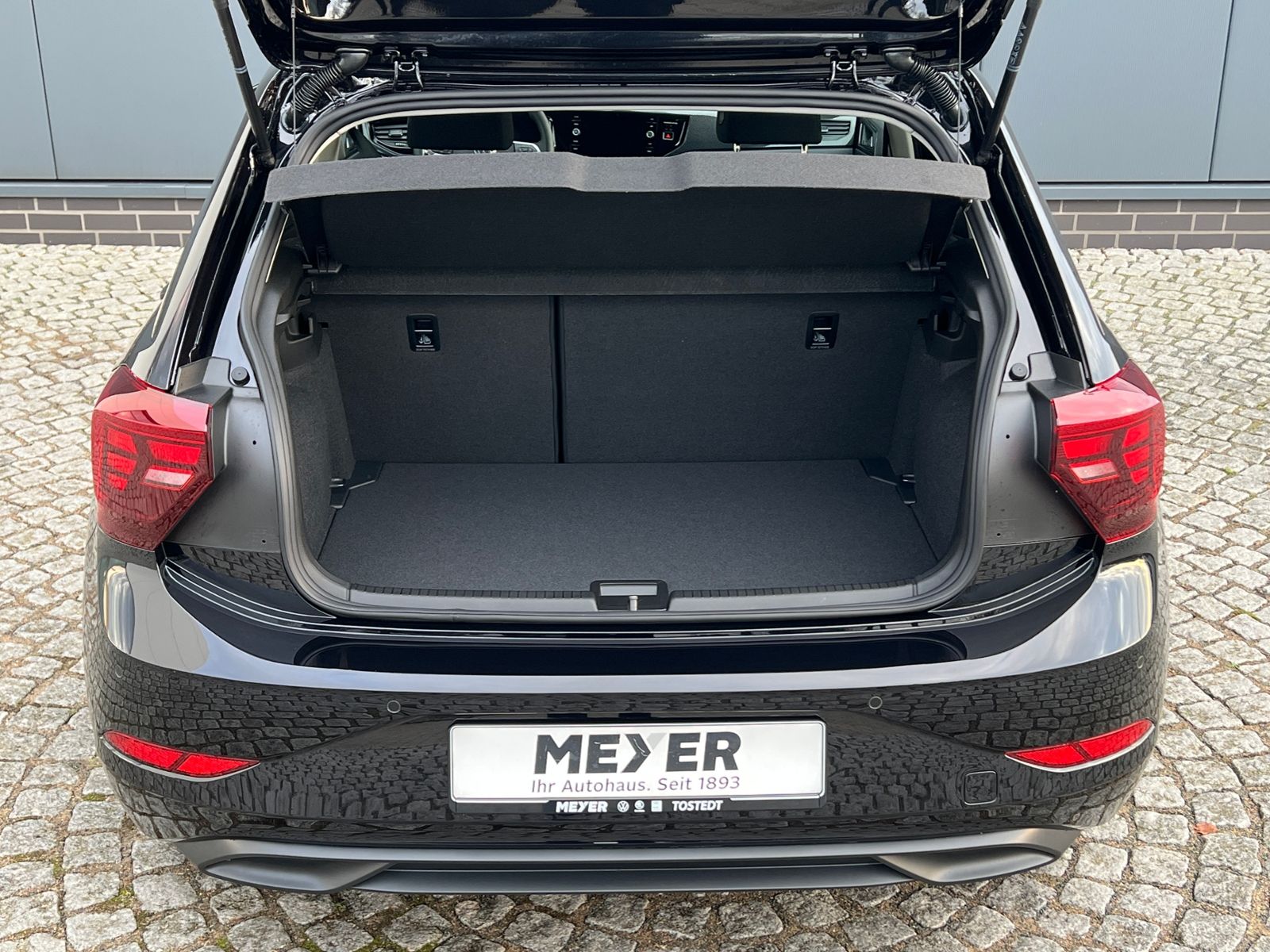 Fahrzeugabbildung Volkswagen Polo Life 1.0 TSI DSG *LED, Klima, App-Connect,