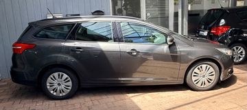 Ford Focus - 8