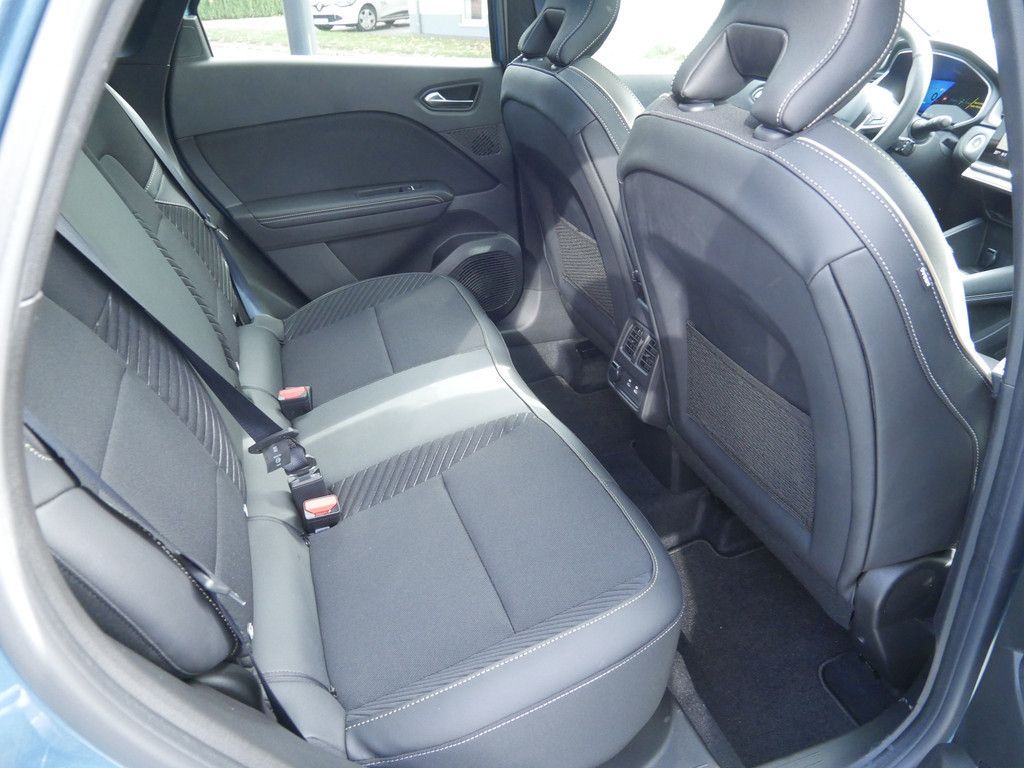 Fahrzeugabbildung Renault Symbioz Iconic E-Tech Full Hybrid 145