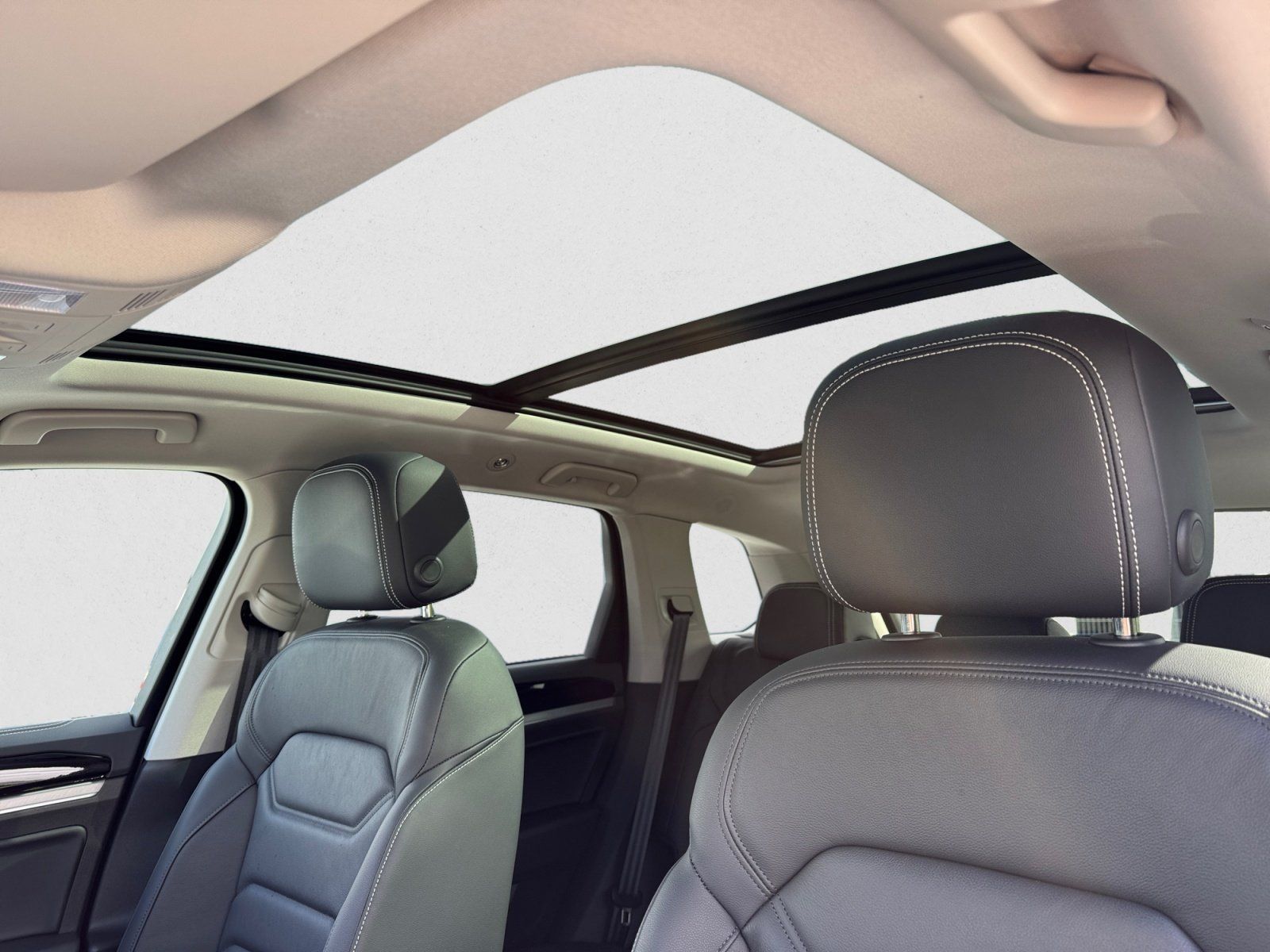 Volkswagen Touareg - Bild 14