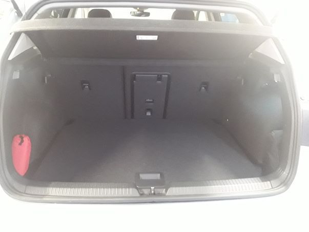Volkswagen Golf - Bild 10