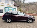 Toyota Avensis Kombi 2.2 D-CAT Sol*TÜV NEU* - Toyota Avensis: D Cat
