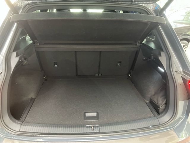 Fahrzeugabbildung Volkswagen TIGUAN 2.0 TDI 147 KW DSG R-LINE 4-MOTION AHK LE