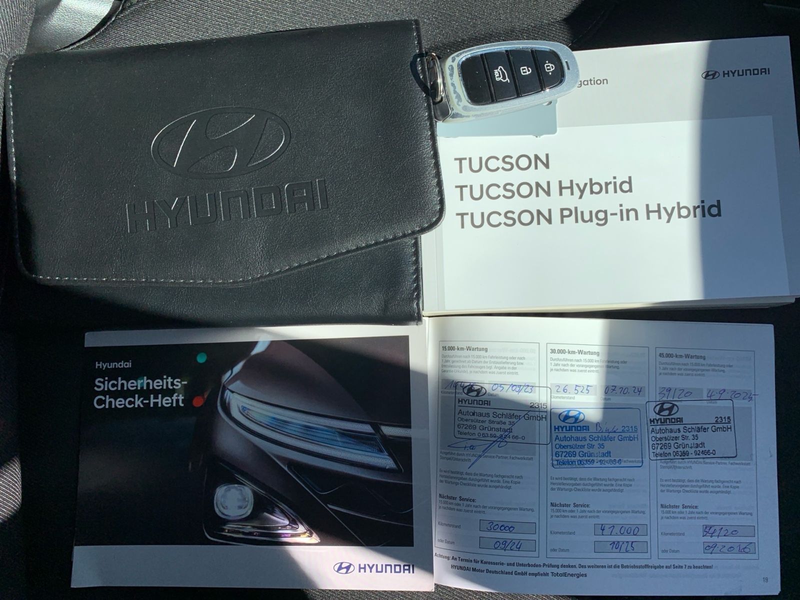 Fahrzeugabbildung Hyundai TUCSON 1.6 T-GDI Trend Plug-In Hybrid 4WD el.HK