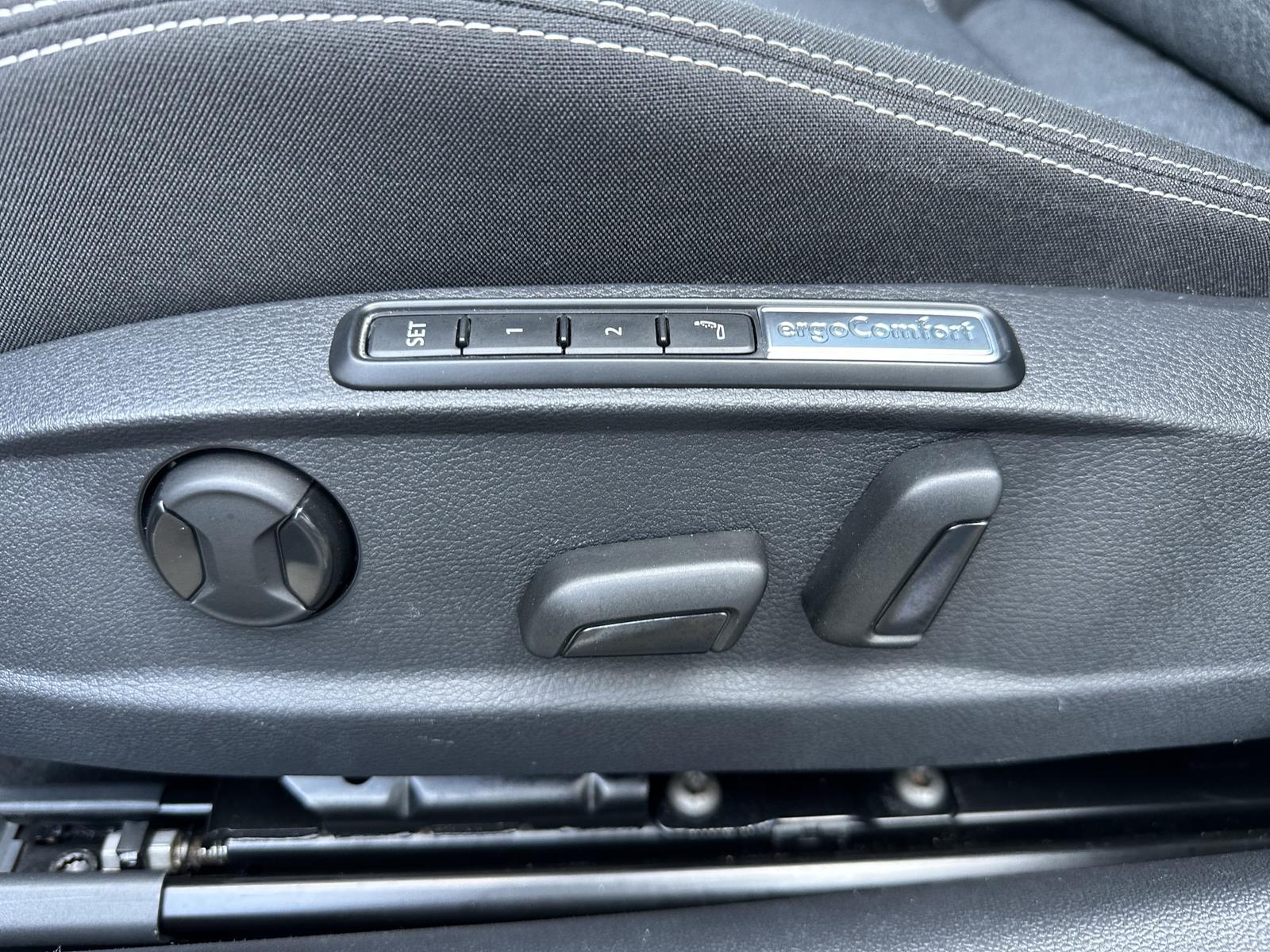 Volkswagen Passat 2.0 TSI DSG R-Line NAV+MATRIX+AHK, миниатюра 20