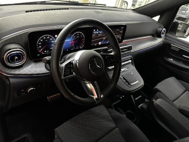 Mercedes-Benz V 220