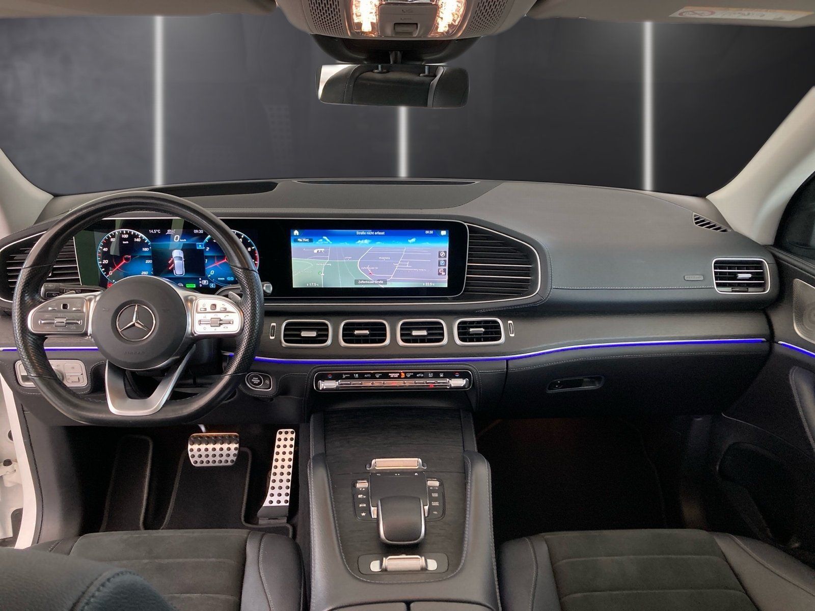 Fahrzeugabbildung Mercedes-Benz GLE 450 AMG 4M*Airmatic*Distro*Pano*HUD*AHK*360°
